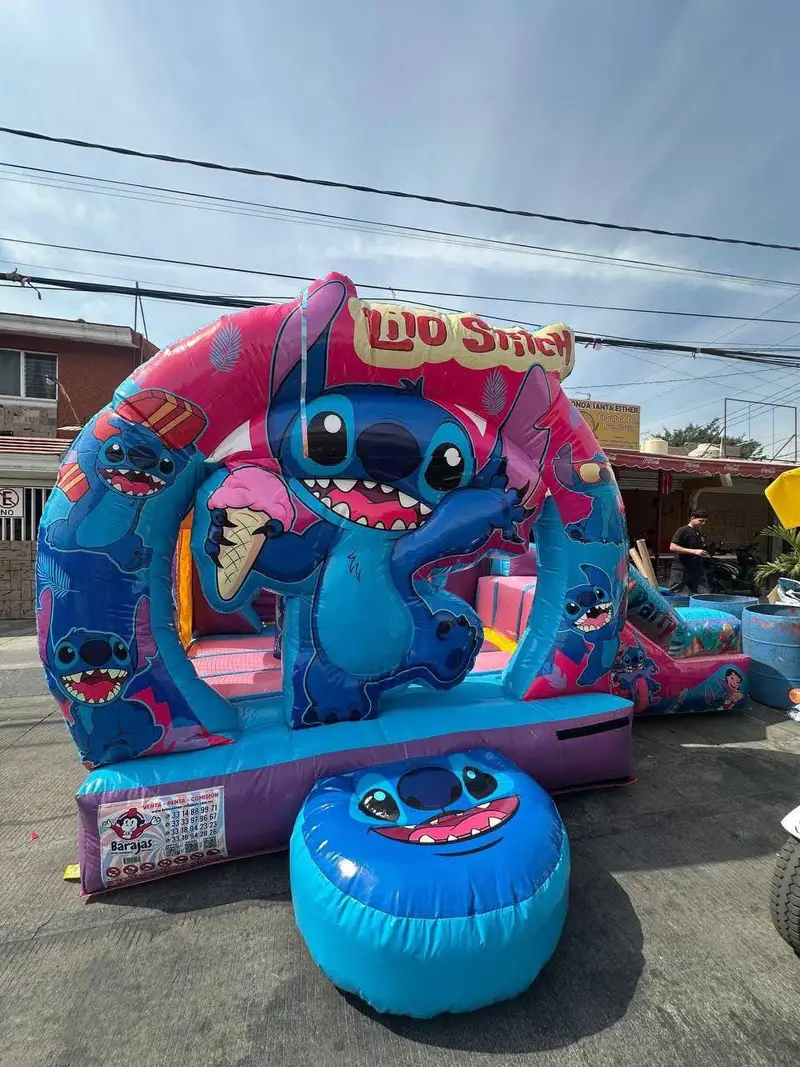 IMG_2191 ๐พ๐ Stitchโs Island Bounce Adventure